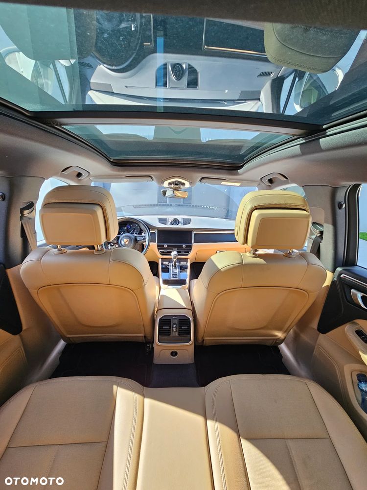Porsche Macan - 3