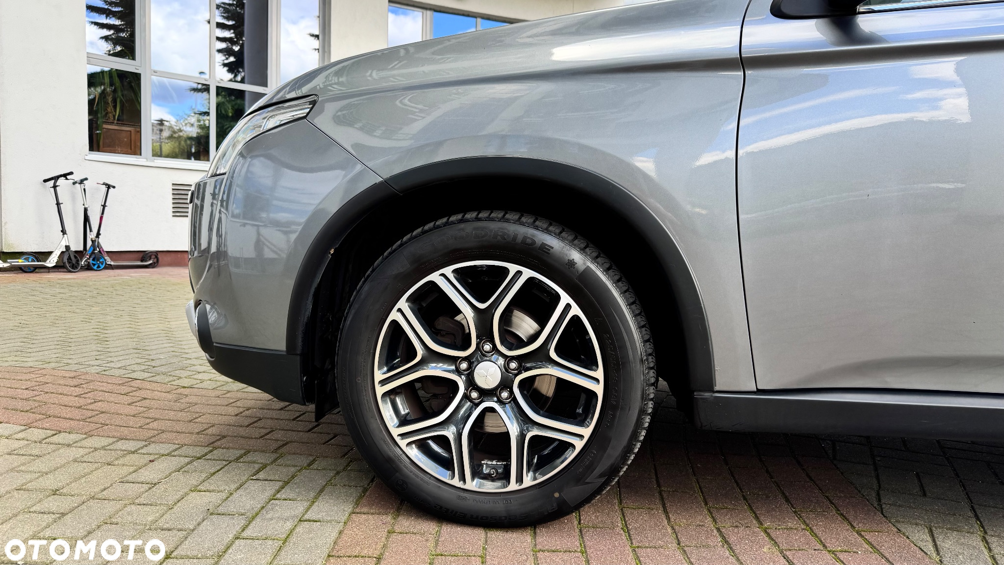 Mitsubishi Outlander - 20