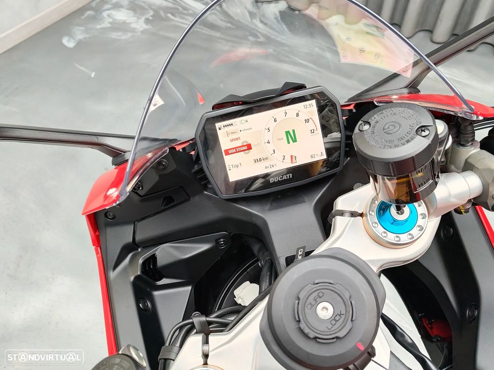 Ducati Panigale V2 S - 12