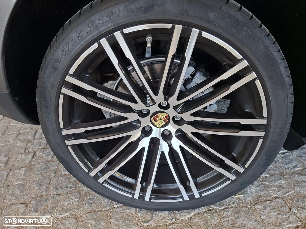 Porsche Macan S - 10