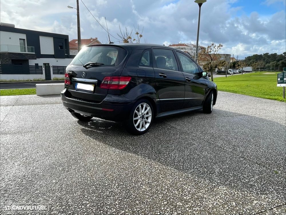 Mercedes-Benz B 150 BlueEFFICIENCY - 2