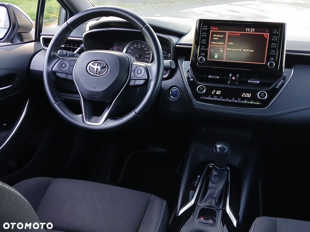 Toyota Corolla 1.8 Hybrid Comfort - 24