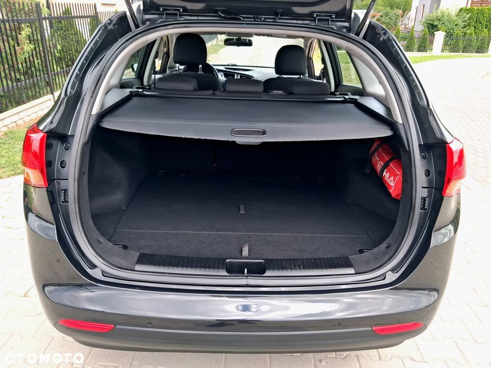 Kia Ceed 1.4 CRDi 90 Spirit - 13