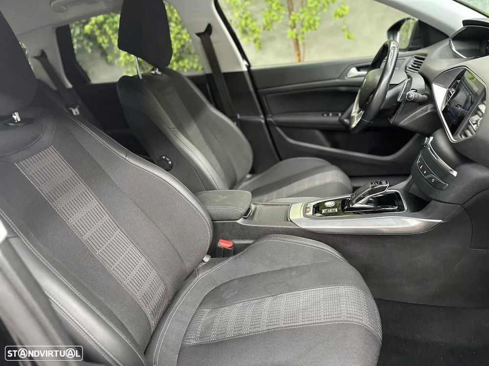 Peugeot 308 SW - 16