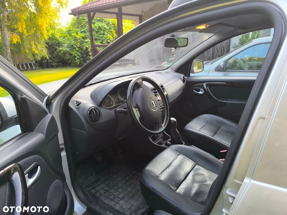 Dacia Duster 1.6 - 14