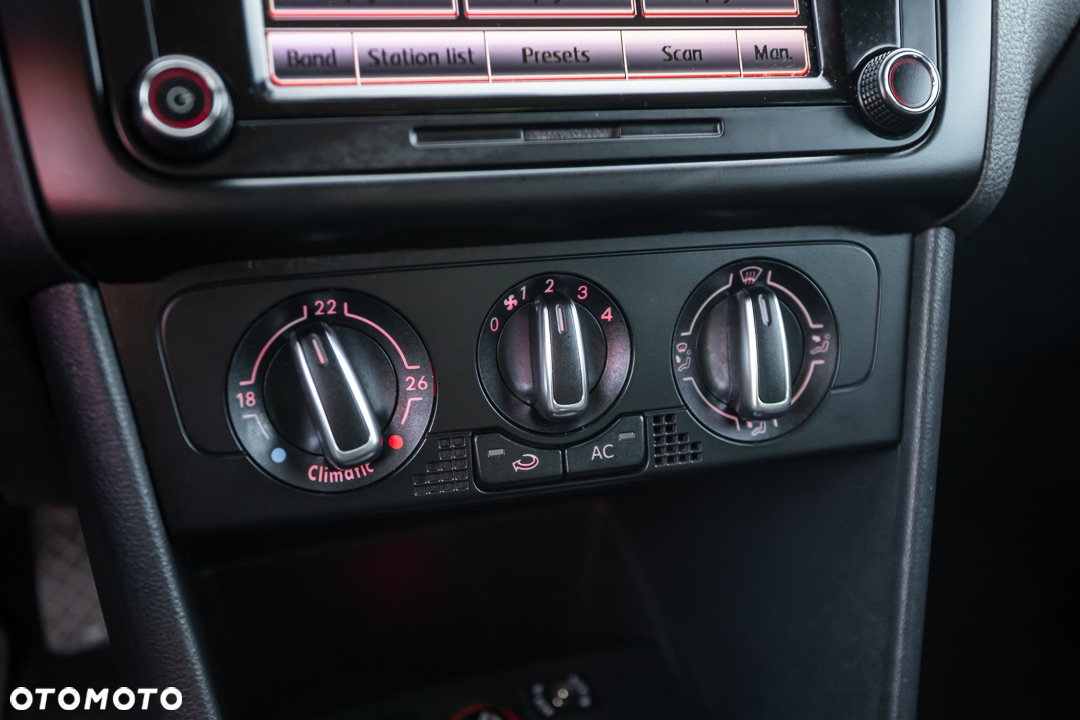 Volkswagen Polo - 27