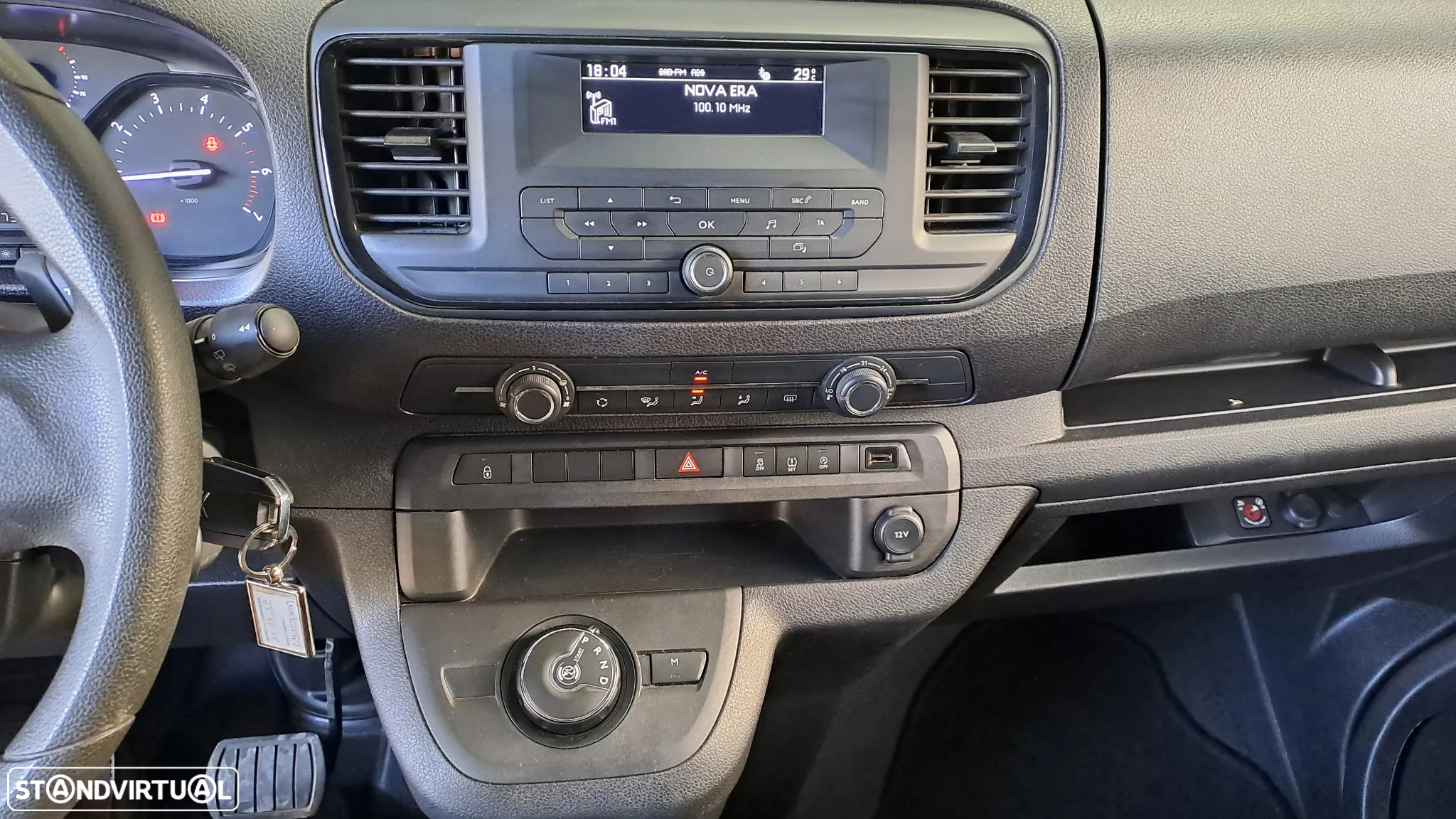 Citroën Jumpy 2.0 BlueHDi XL Semi-Vidrado EAT8 - 15