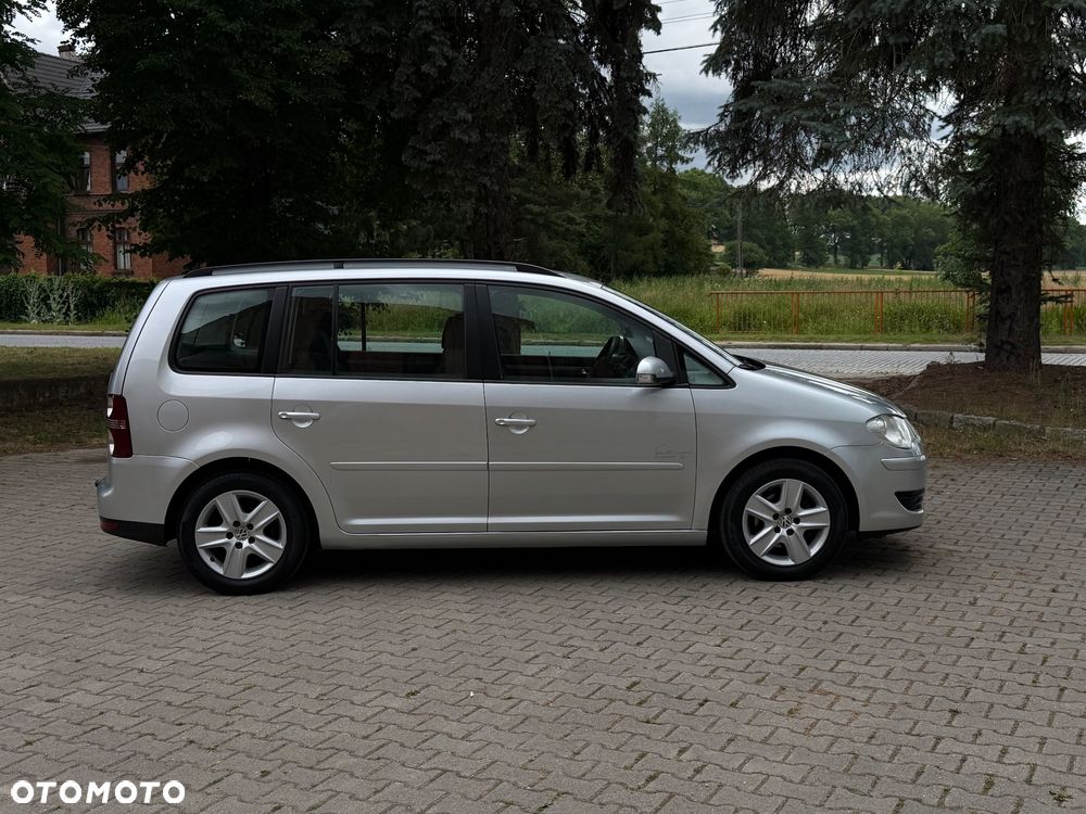 Volkswagen Touran 2.0 TDI United - 6