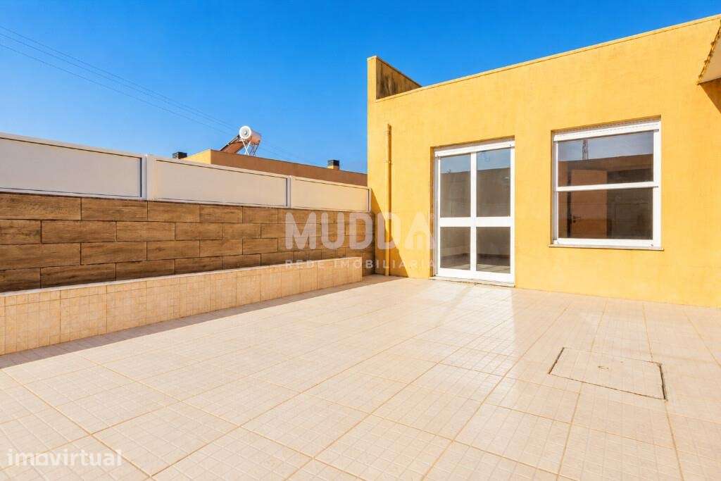 Moradia T3 Térrea com Terraço de 51 m2 | Zona Escolar de Ovar - Grande imagem: 4/34