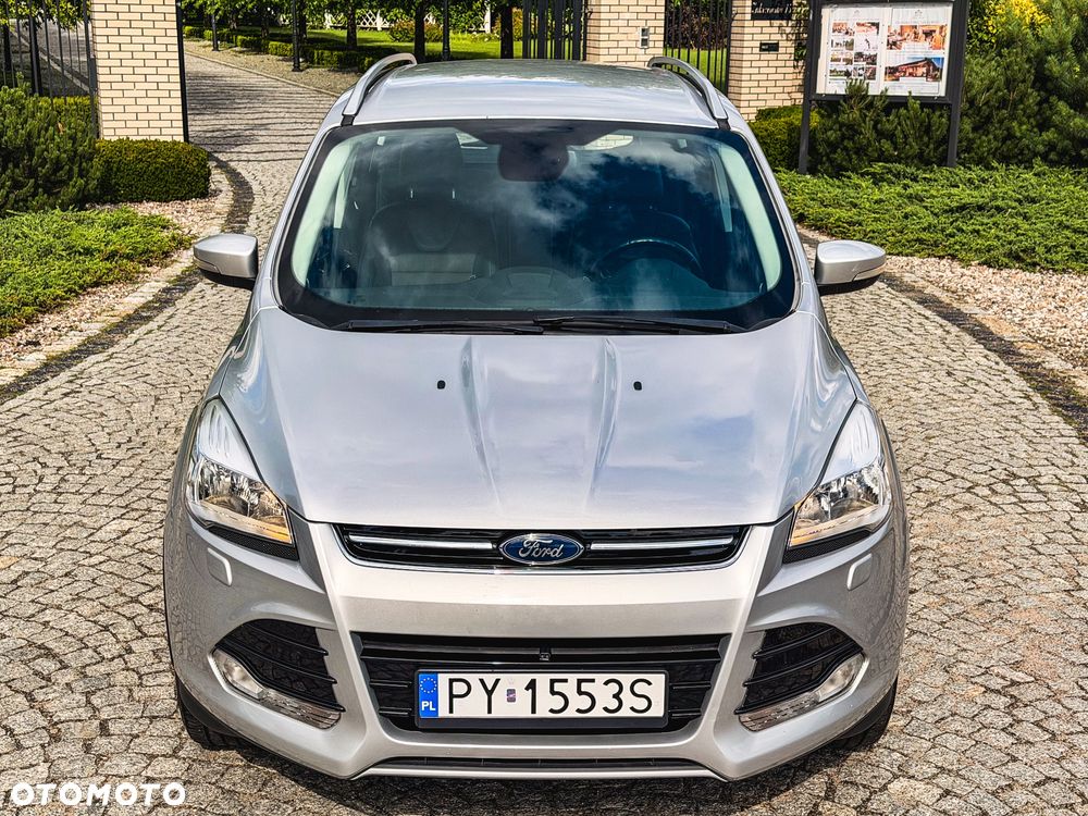 Ford Kuga 1.5 EcoBoost 2x4 Titanium - 19