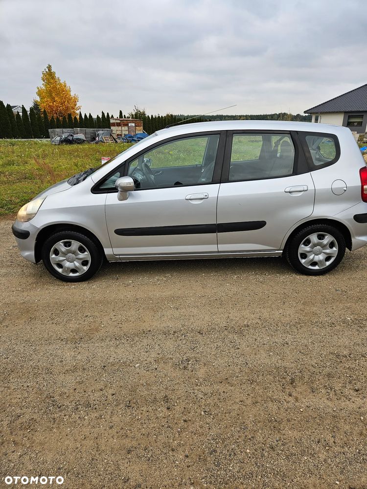 Honda Jazz 2005 photo 3