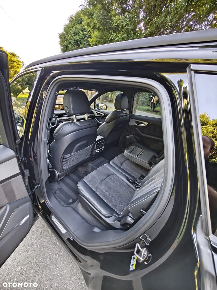 Audi Q7 50 TDI mHEV Quattro Black Edition Tiptr - 10