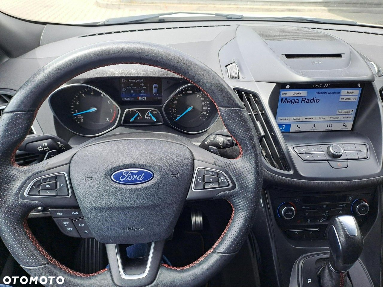 Ford Kuga - 21