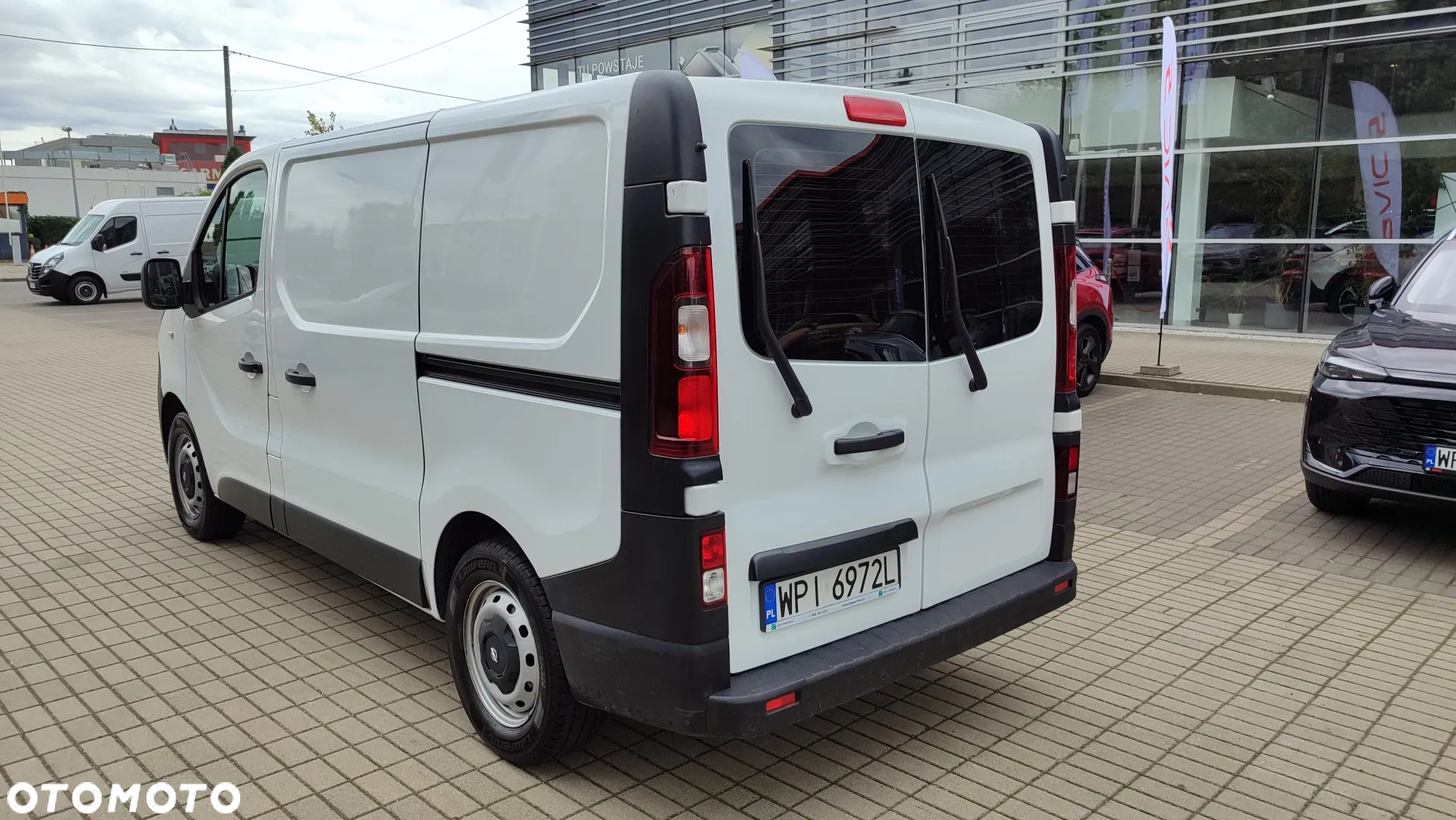 Opel Vivaro B - 10