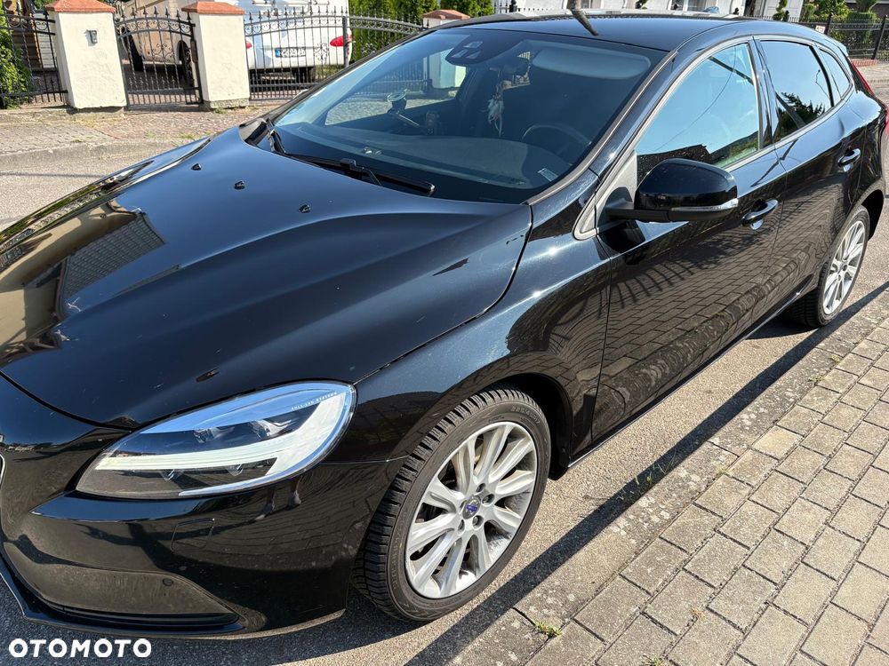 Volvo V40 T2 Drive-E Momentum - 2