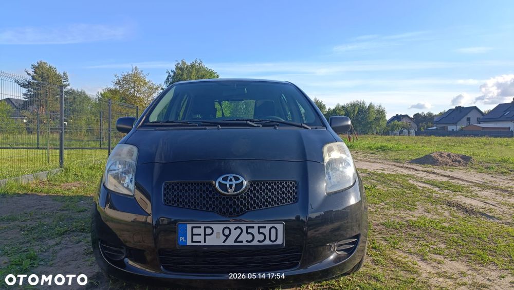 Toyota Yaris 1.3 Sol - 1