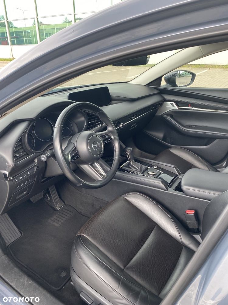 Mazda 3 - 9