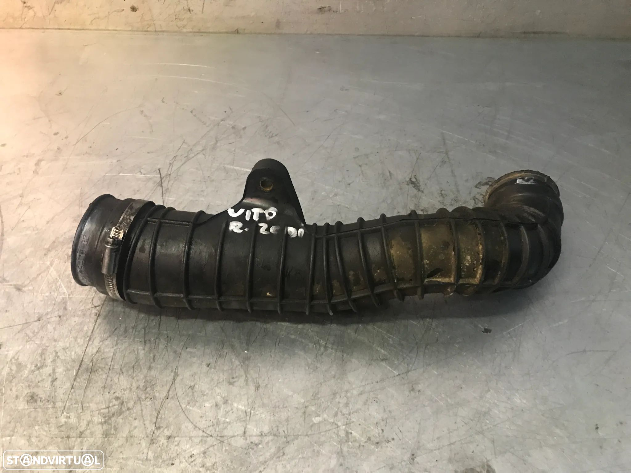 TUBO ADMISSÃO TURBO MERCEDES VITO W638 108CDI 2.2CDI A6380941382 - 1