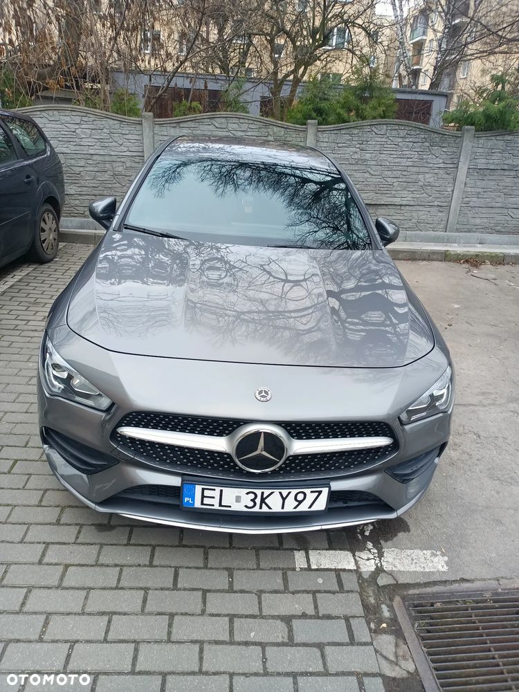 Mercedes-Benz CLA 200 7G-DCT AMG Line - 2