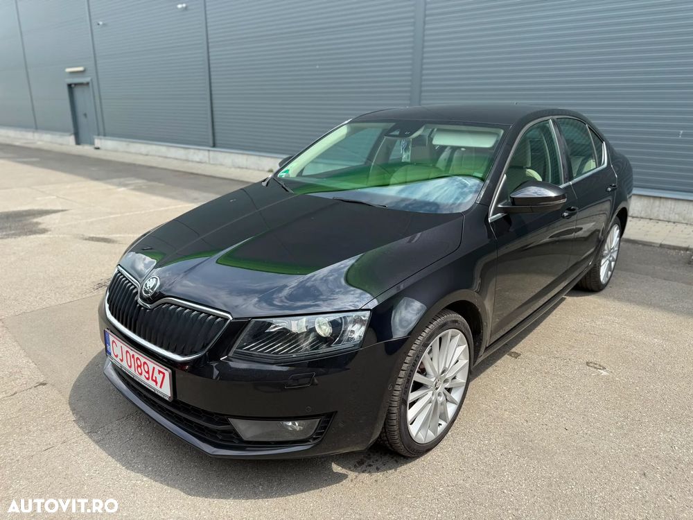 Skoda Octavia 2.0 TDI Green tec DSG Elegance - 4