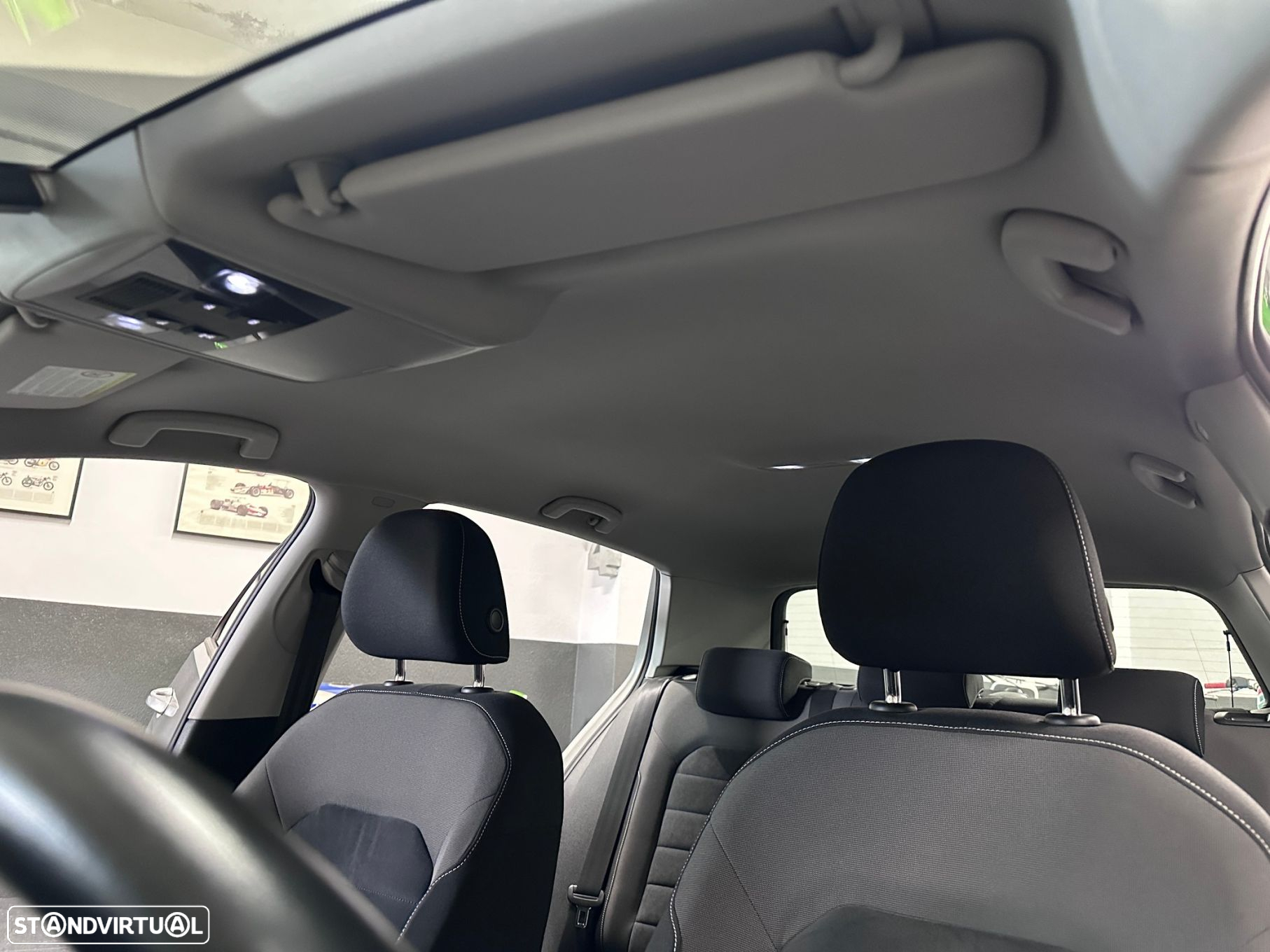 VW Golf 1.6 TDi Highline - 3