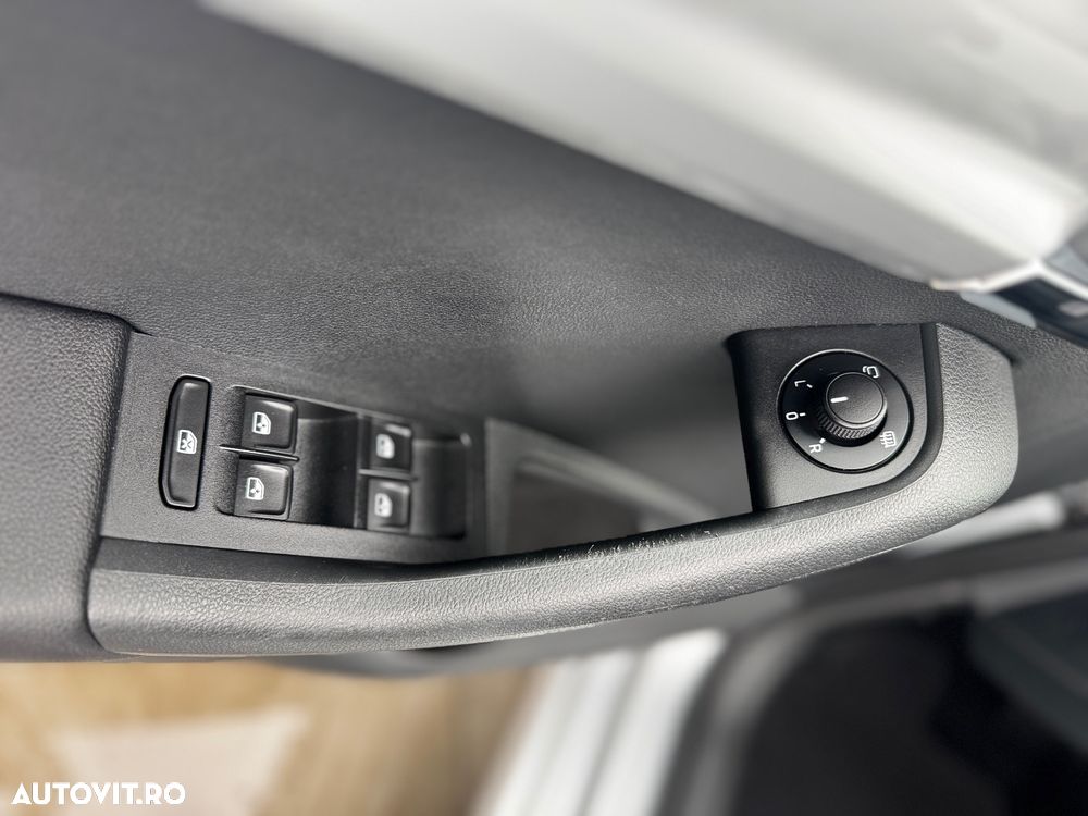 Skoda Octavia 2.0 TDI 4X4 DSG Style - 13