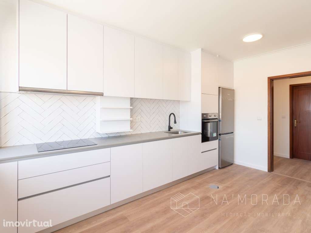 Apartamento T4 renovado para venda em Escapães, Santa Maria da Feira - Grande imagem: 4/33
