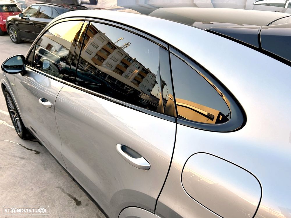 Porsche Cayenne Coupé E-Hybrid - 55