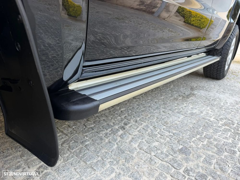 VW Amarok 2.0 BiTDI Auto Highline - 24