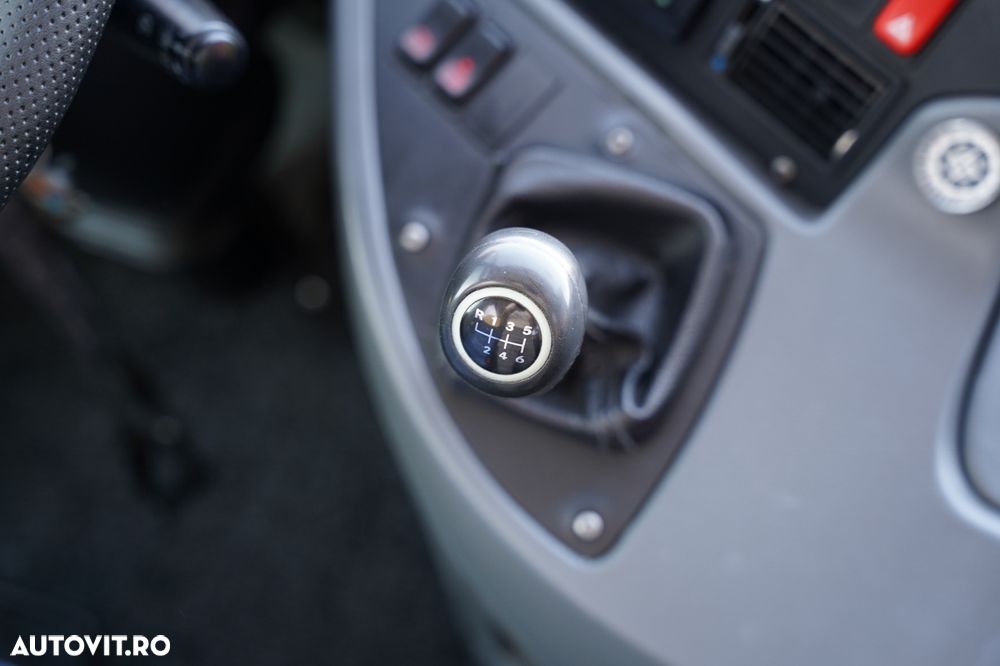 Mercedes-Benz TOURISMO RHD / EURO 6 / - 25