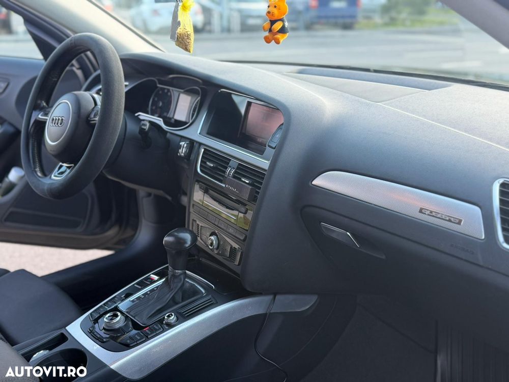 Audi A4 2.0 TFSI quattro S tronic S line Sportpaket - 5