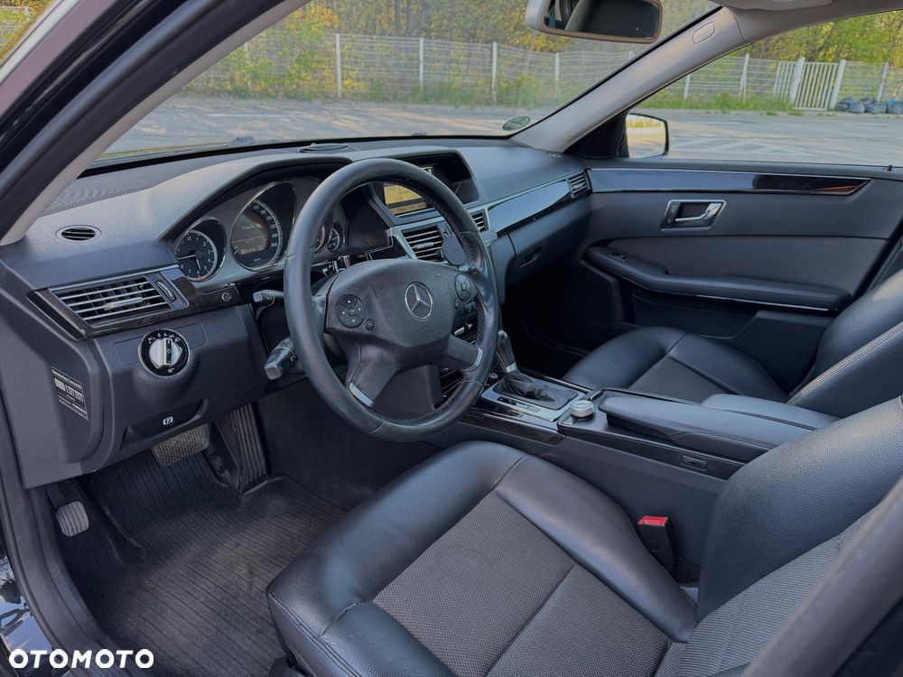 Mercedes-Benz Klasa E 250 CDI DPF BlueEFFICIENCY Automatik Avantgarde - 12