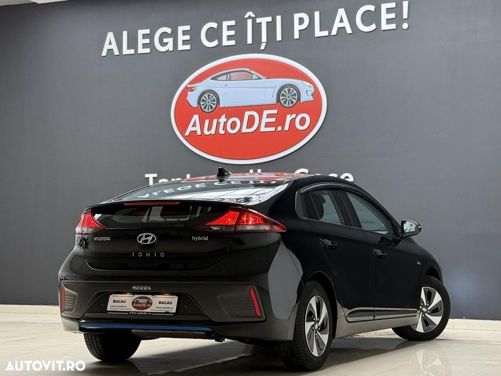 Hyundai IONIQ - 4