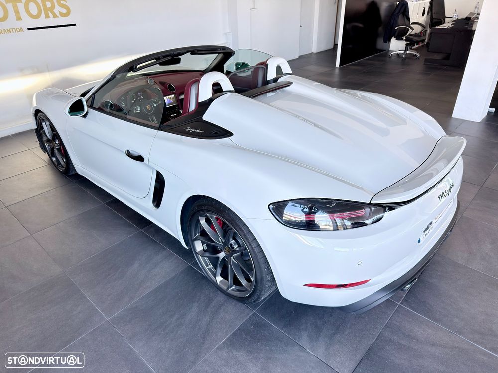 Porsche 718 Spyder Standard - 19