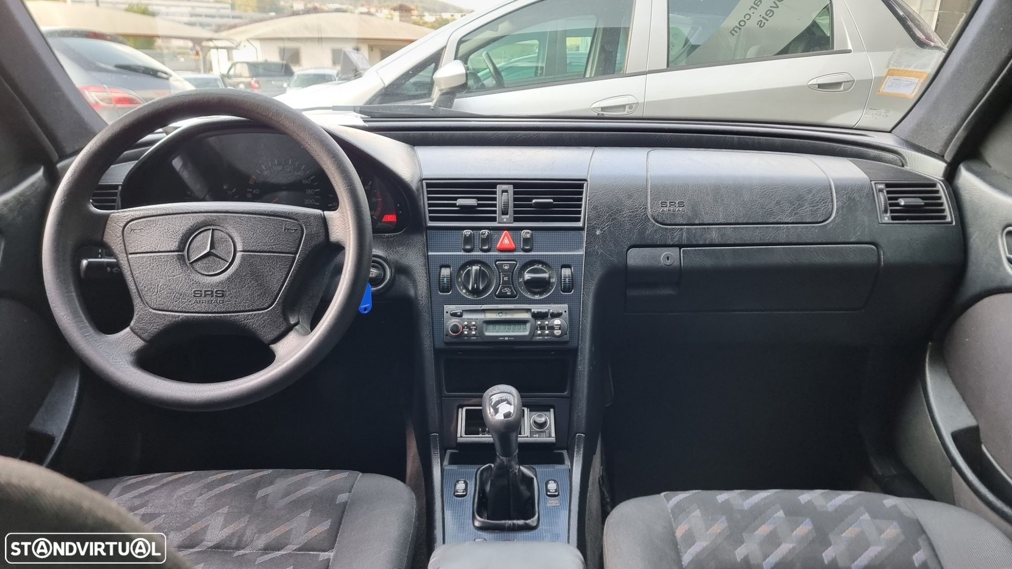 Mercedes-Benz C 220 CDI Classic - 13