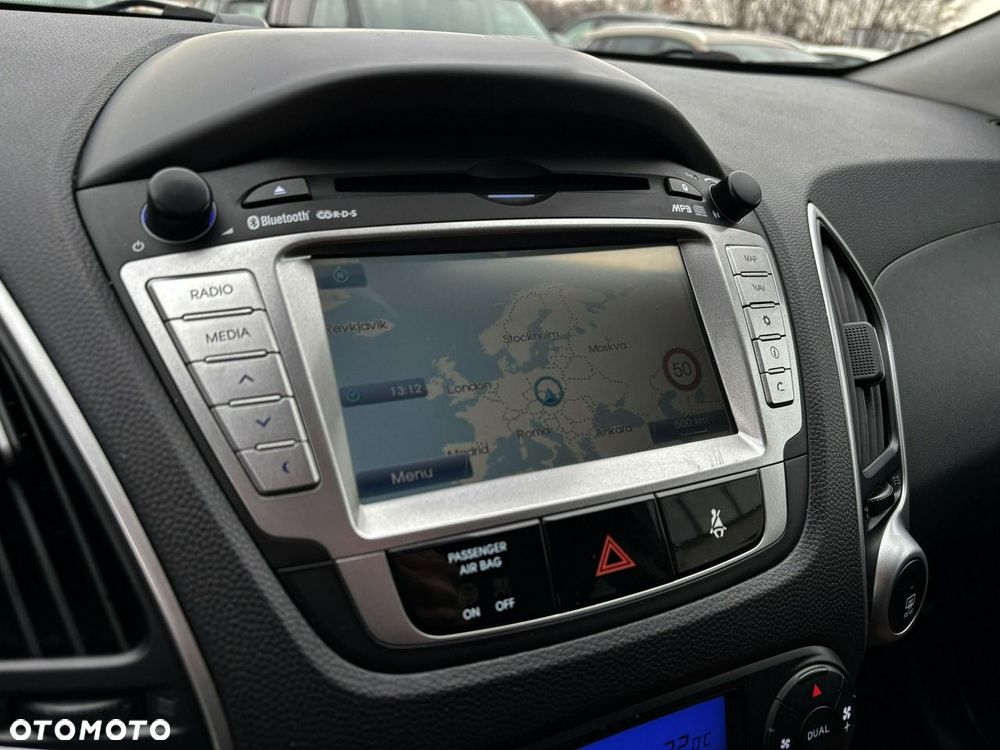 Hyundai ix35 2.0 CRDi 4WD Automatik Premium - 17