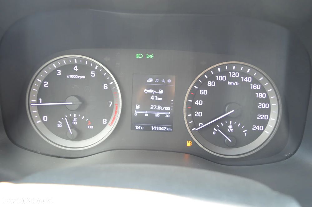 Hyundai Tucson 1.6 GDI BlueDrive GO 2WD - 22