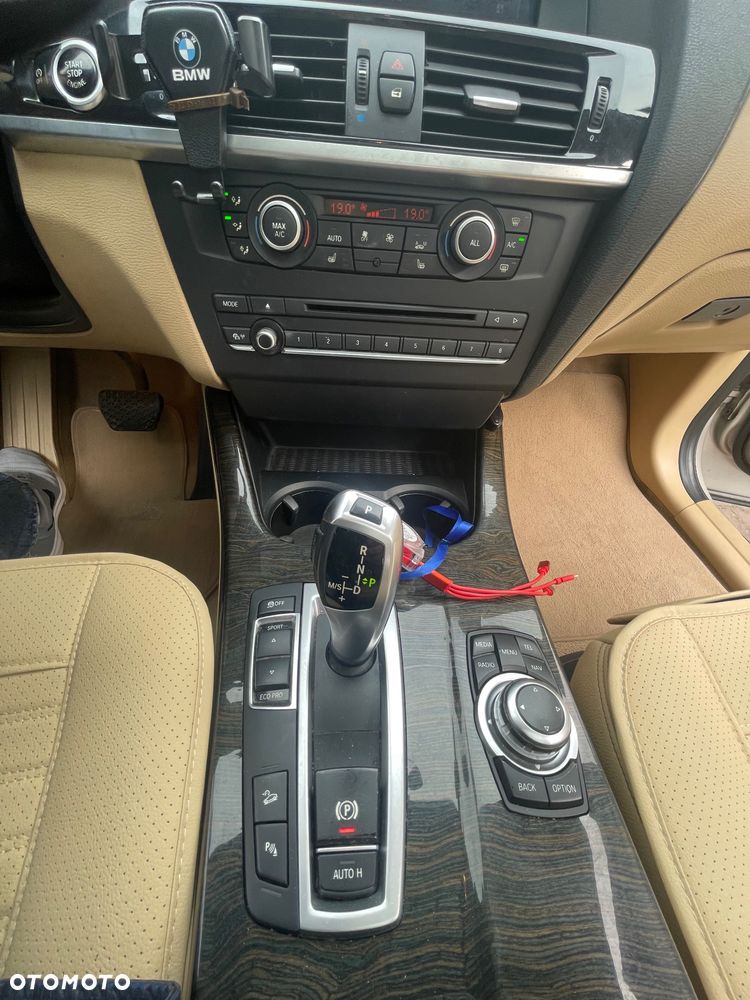 BMW X3 xDrive20d - 11