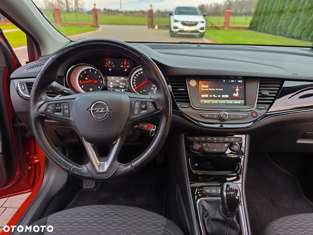 Opel Astra 1.4 Turbo Dynamic - 24