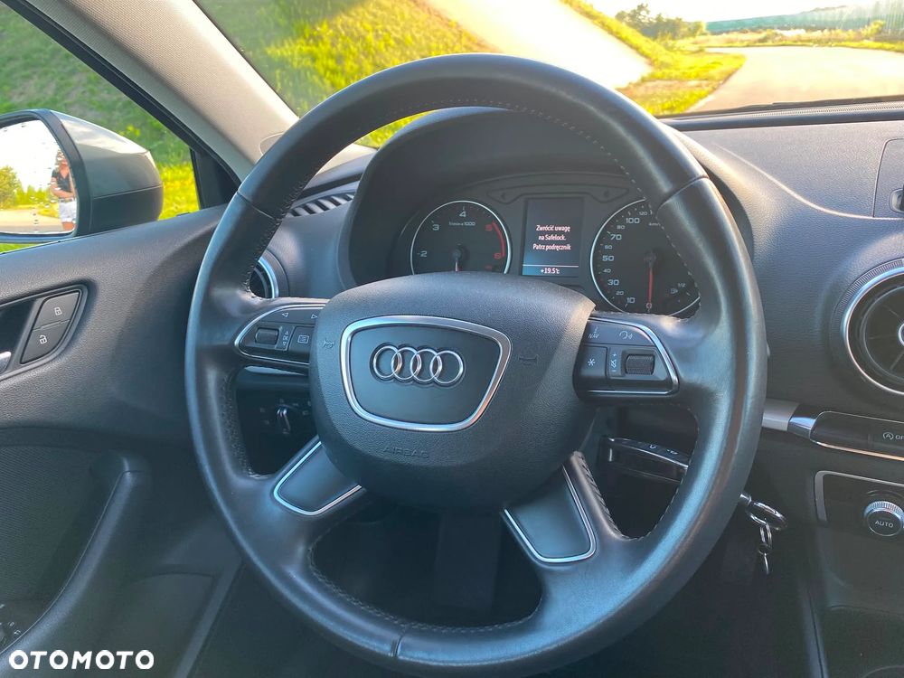 Audi A3 Sportback 1.6 TDI Ambiente - 10