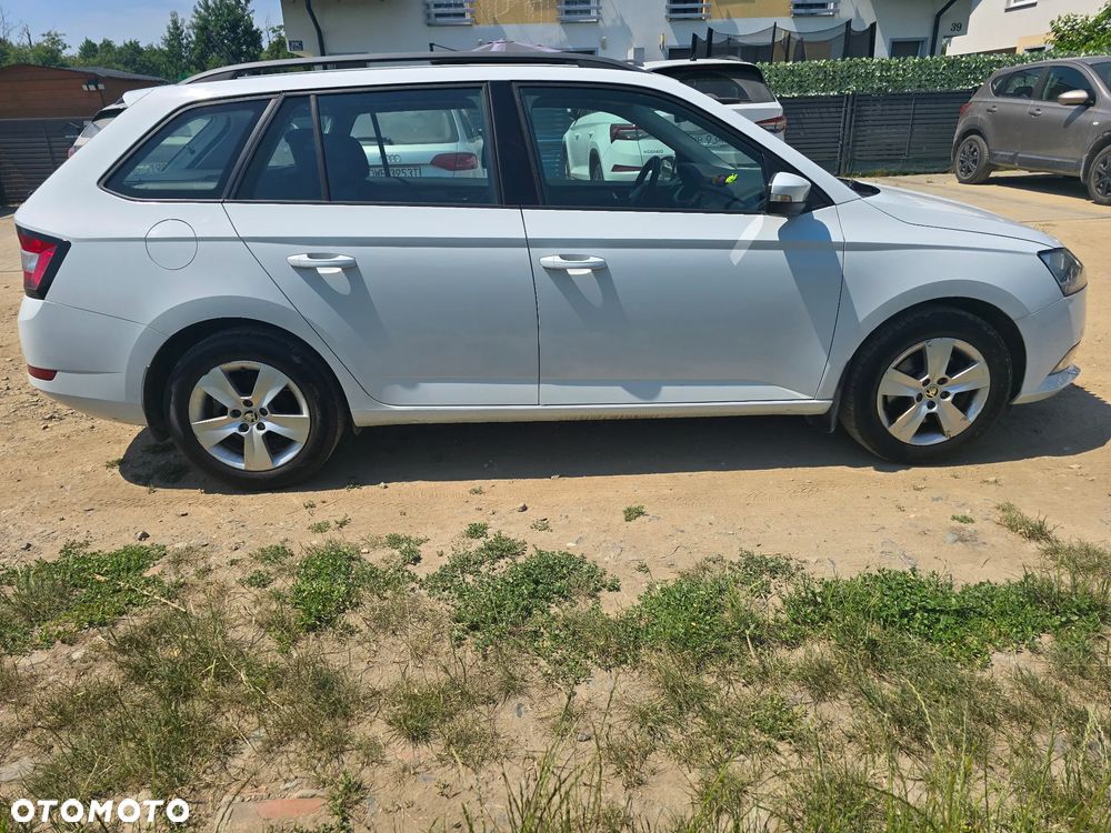 Skoda Fabia 1.0 TSI Ambition - 3