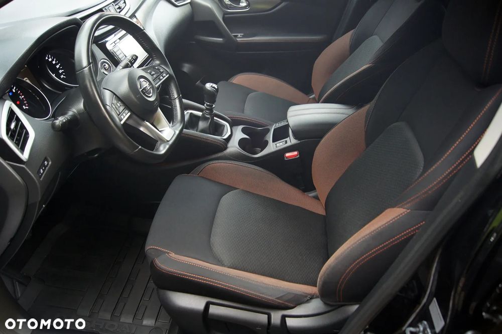 Nissan Qashqai 1.3 DIG-T N-Motion - 21