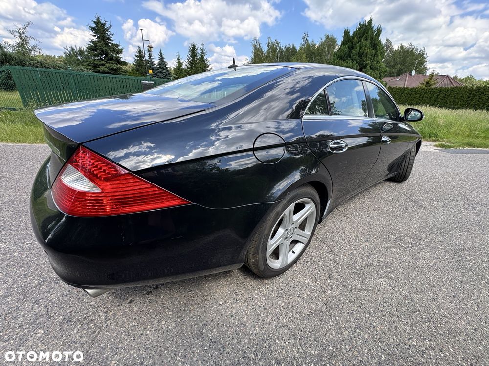 Mercedes-Benz CLS - 6
