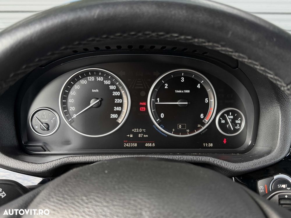 BMW X3 sDrive18d Advantage - 27