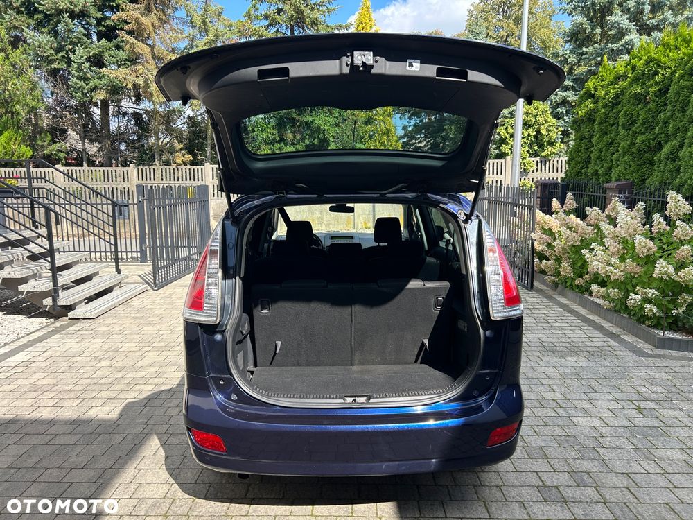Mazda 5 2.0 Exclusive + - 11