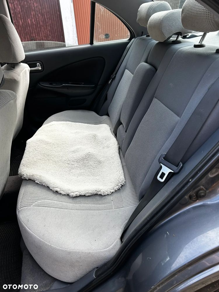 Nissan Almera 1.5 dCi Visia + - 4