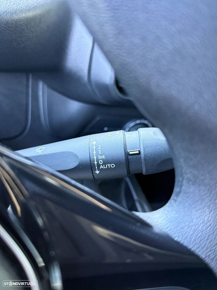 Peugeot Partner 1.6 BlueHDi L1 Asphalt - 24