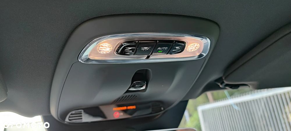 Volvo XC 90 T6 AWD R-Design - 38