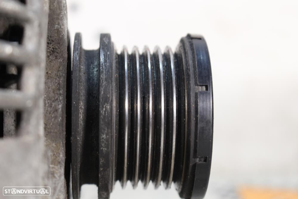 Alternador Audi A4 (8K2, B8)  03G903016e / 0124525114 / 03G 903 016 E - 6