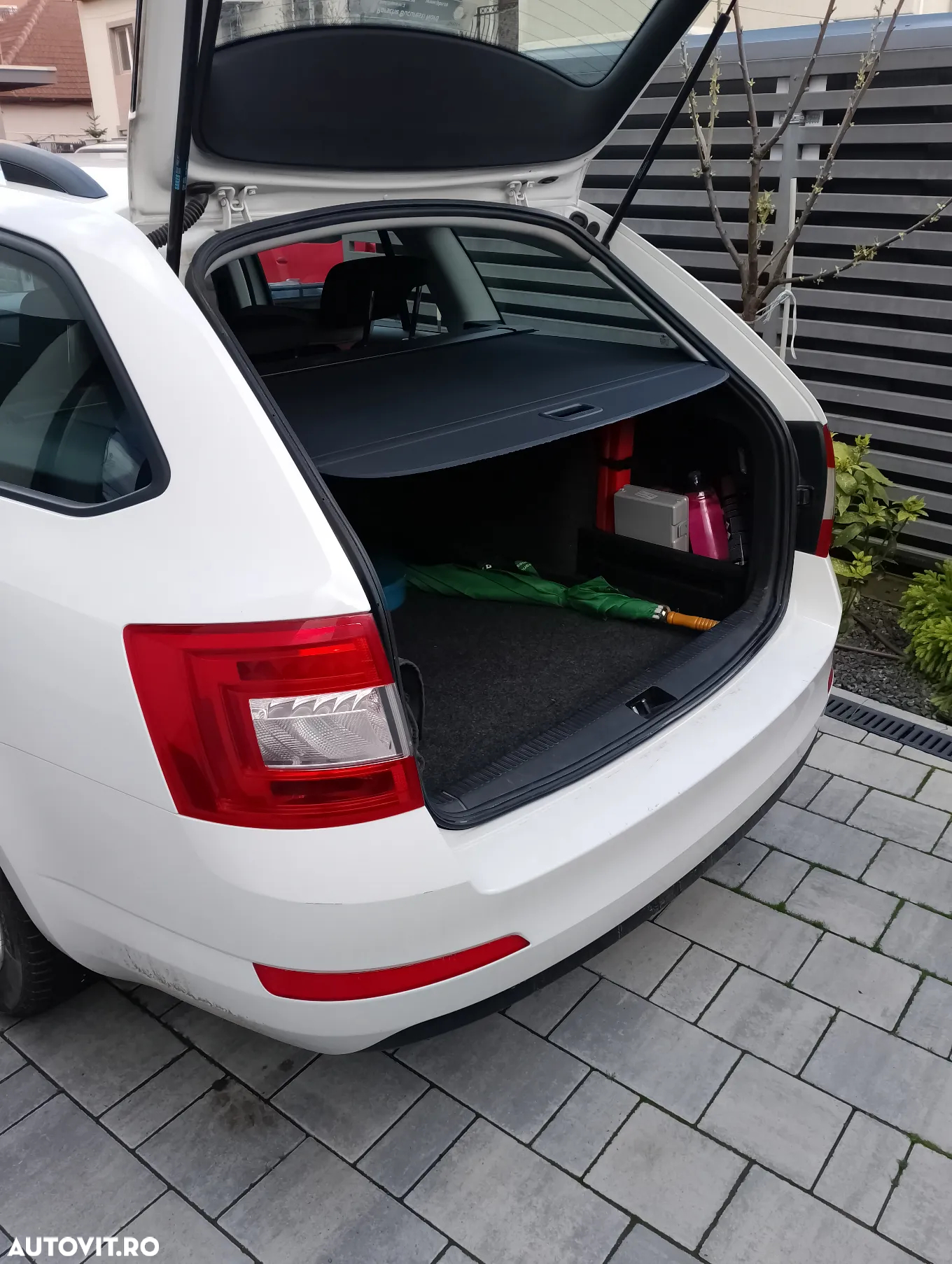 Skoda Octavia 2.0 TDI 4x4 ELEGANCE - 9